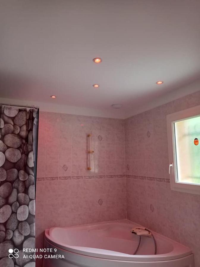 Appartement Le Domaine Des Libellules Proche Walibi Corbelin Exterior foto