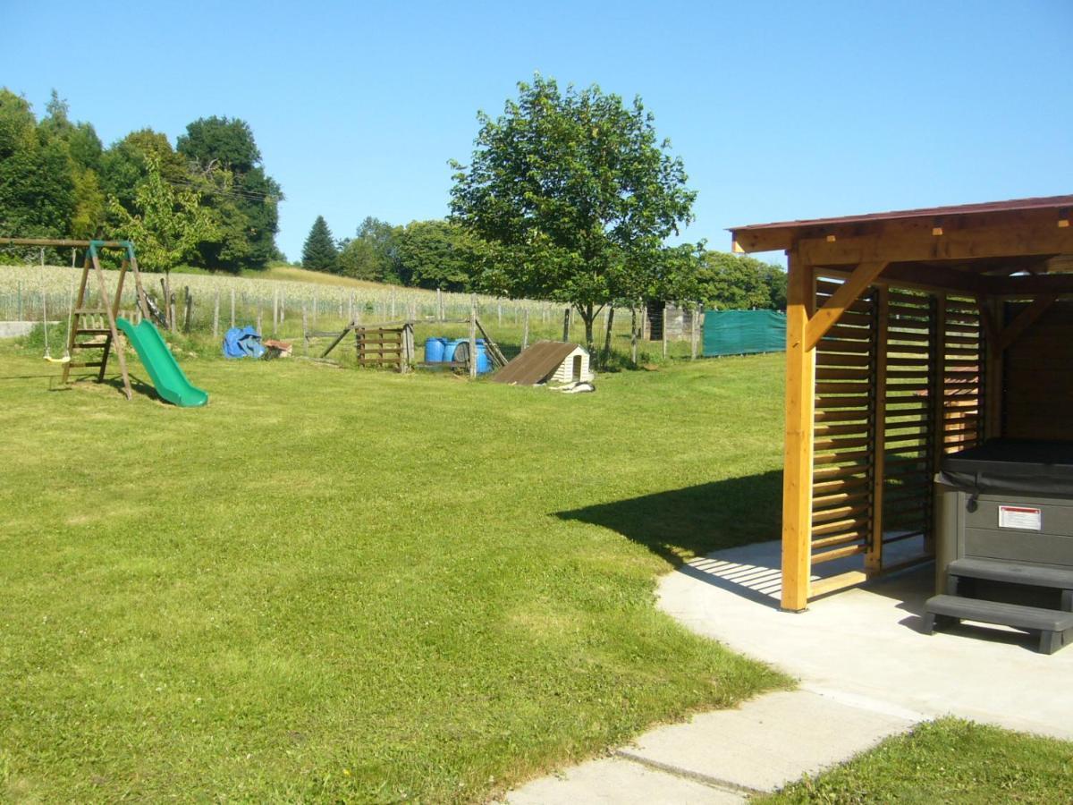 Appartement Le Domaine Des Libellules Proche Walibi Corbelin Exterior foto